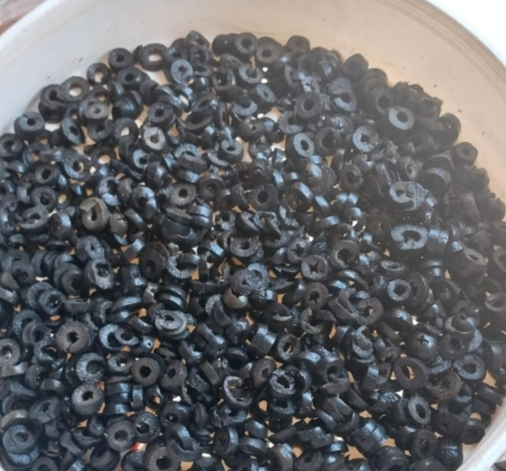 Black Cut Olives