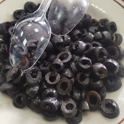 Black Cut Olives